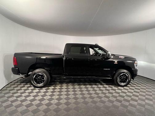 2025 RAM 2500 Laramie Crew Cab 4x4 6'4' Box