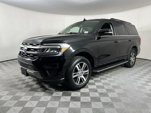 2022 Ford Expedition XLT