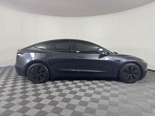 2024 Tesla Model 3 Standard Range