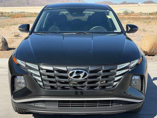 Phantom Black 2022 Hyundai TUCSON SE