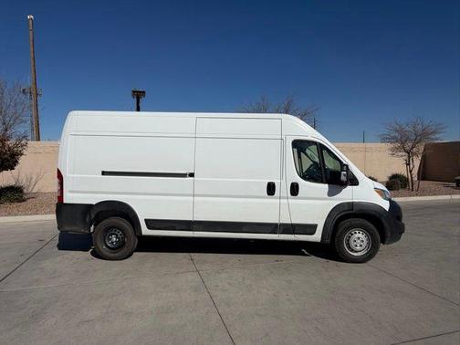 2025 RAM ProMaster 2500 Tradesman