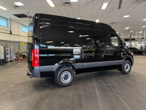 Jet Black 2025 Mercedes-Benz Sprinter 2500