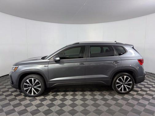 Gray 2023 Volkswagen Taos 1.5T SE