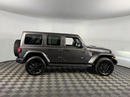 Granite Crystal Metallic Clearcoat 2025 Jeep Wrangler 4xe Sahara