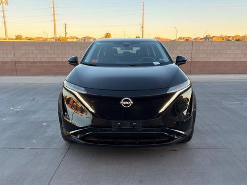 Black Diamond Pearl 2024 Nissan ARIYA ENGAGE