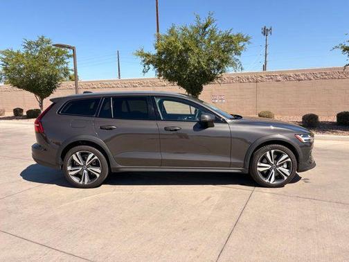 Gray 2025 Volvo V60 Cross Country Plus, B5 AWD Gas (mild hybrid)