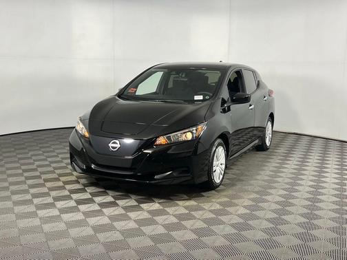 2025 Nissan Leaf S