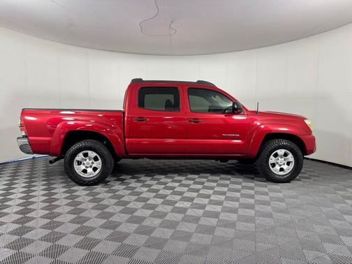 2015 Toyota Tacoma Base