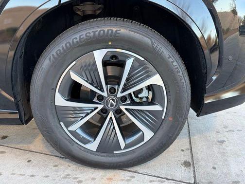 2023 Lexus RZ 450e Premium