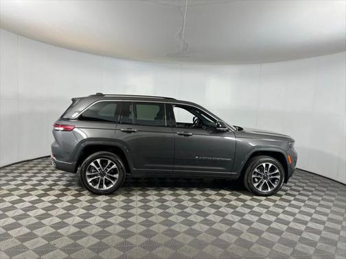 2023 Jeep Grand Cherokee 4xe Overland