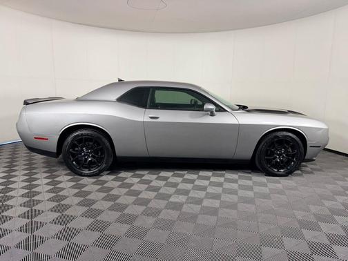 2017 Dodge Challenger GT