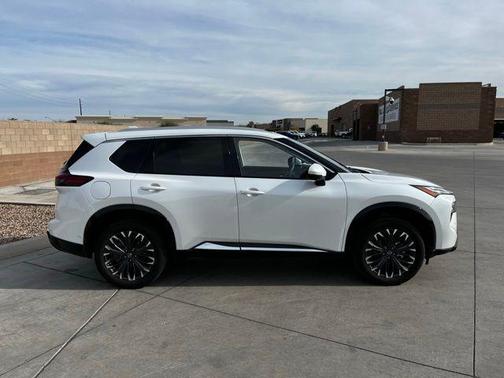 2024 Nissan Rogue Platinum