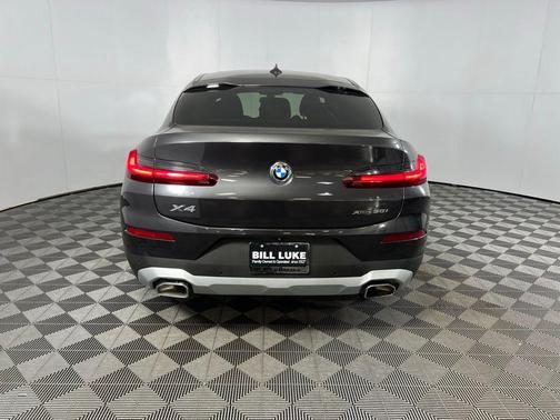 2025 BMW X4 xDrive30i