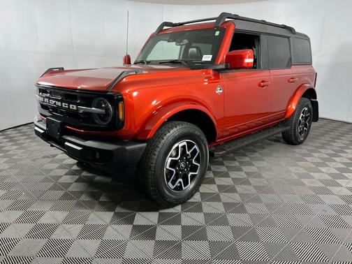 2022 Ford Bronco Outer Banks