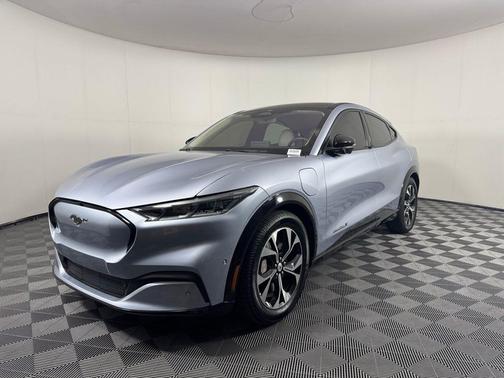 2022 Ford Mustang Mach-E Premium