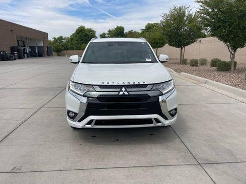 2022 Mitsubishi Outlander PHEV SEL