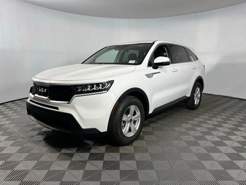 2023 Kia Sorento LX