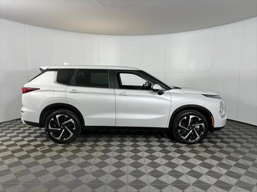 2024 Mitsubishi Outlander SE 2.5 S-AWC