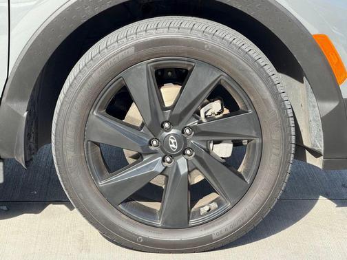 2023 Hyundai SANTA CRUZ NIGHT