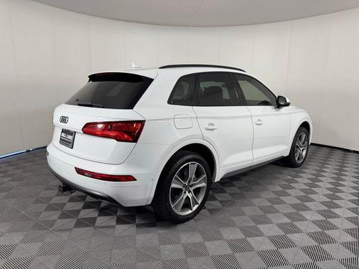 2019 Audi Q5 2.0T Prestige