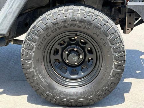 Rhino Clearcoat 2016 Jeep Wrangler Unlimited Sport