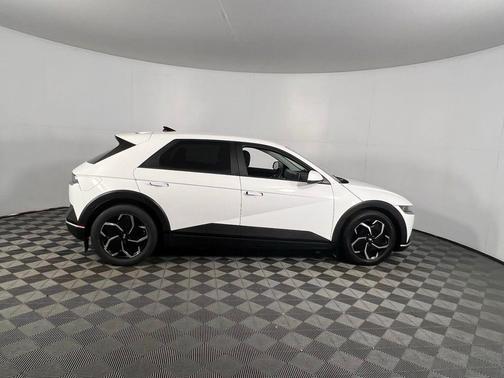 2023 Hyundai IONIQ 5 SE