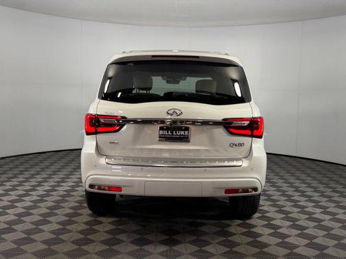 2024 INFINITI QX80 SENSORY AWD
