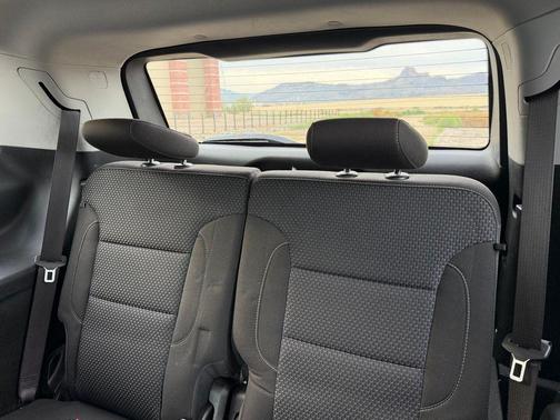 2021 GMC Acadia FWD SLE