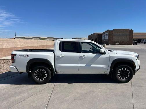2024 Nissan Frontier PRO-X