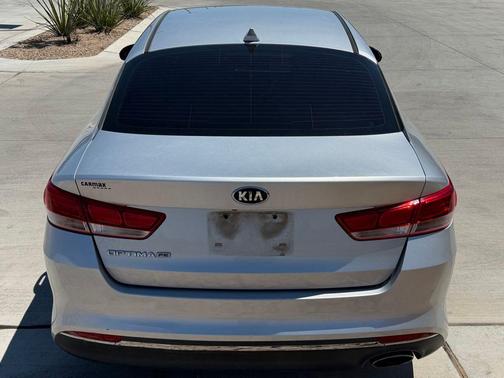 Sparkling Silver 2018 Kia Optima LX