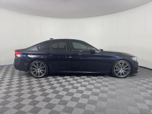 2019 BMW 540 540i