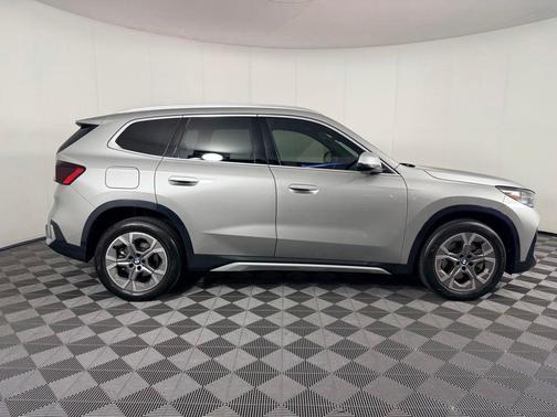 Space Silver Metallic 2024 BMW X1 xDrive28i