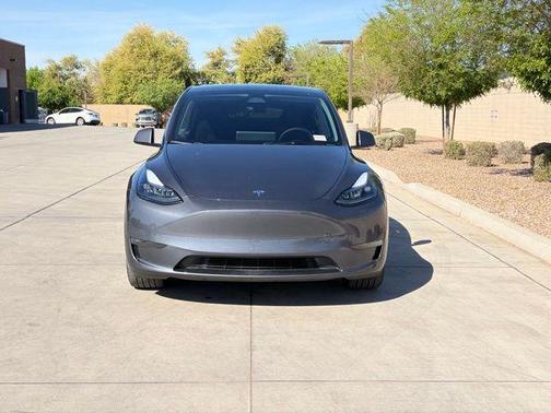 2024 Tesla Model Y Long Range Dual Motor All-Wheel Drive