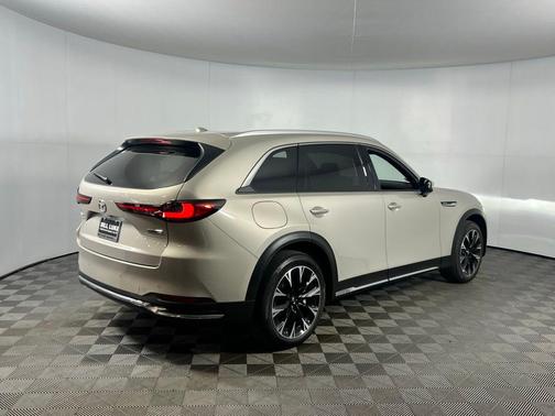 2025 Mazda CX-90 PHEV Premium Plus