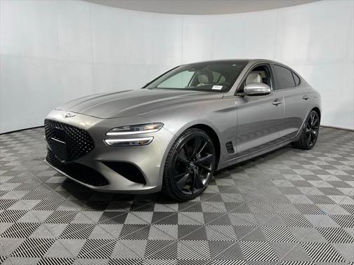 2023 Genesis G70 2.0T RWD