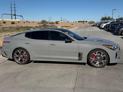 2021 Kia Stinger GT2