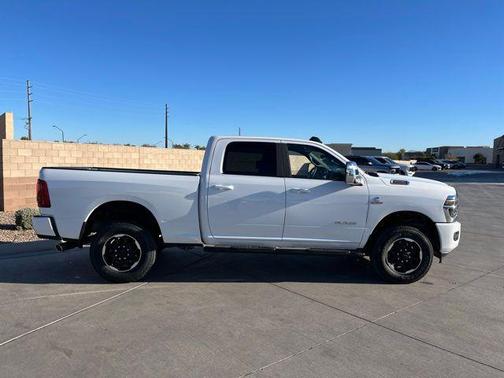 2025 RAM 2500 Laramie Crew Cab 4x4 6'4' Box