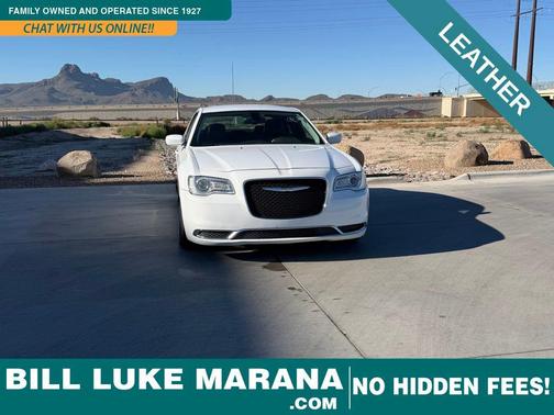 2015 Chrysler 300 Limited