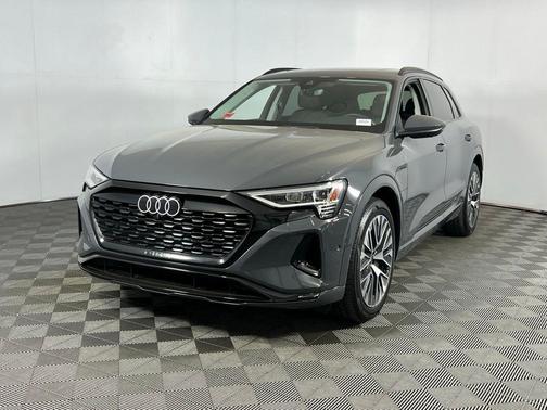 2024 Audi Q8 e-tron Premium Plus