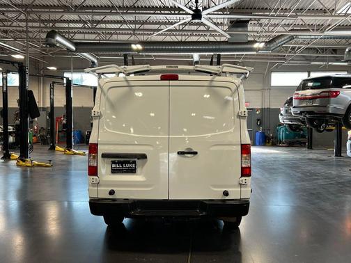 2021 Nissan NV Cargo NV1500 S V6