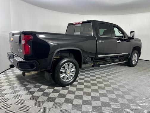 2024 Chevrolet Silverado 2500 High Country