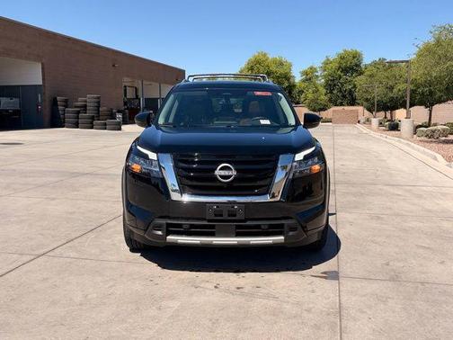 Super Black 2024 Nissan Pathfinder Platinum FWD