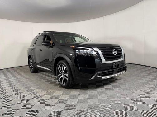 Super Black 2024 Nissan Pathfinder Platinum FWD