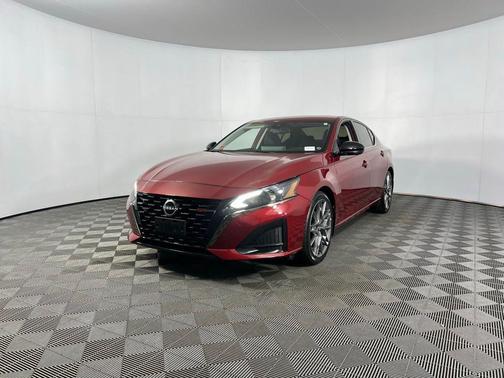 2024 Nissan Altima SR VC-Turbo FWD