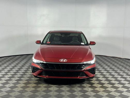 2025 Hyundai ELANTRA HEV Limited