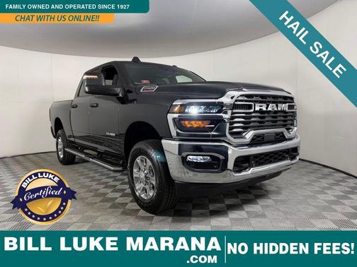 Diamond Black Crystal PC 2026 RAM 2500 Big Horn Crew Cab 4x4 6'4' Box