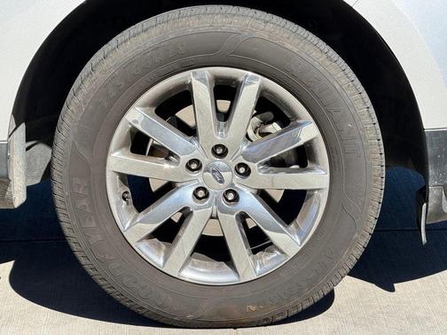 Ingot Silver Metallic 2013 Ford Edge SEL