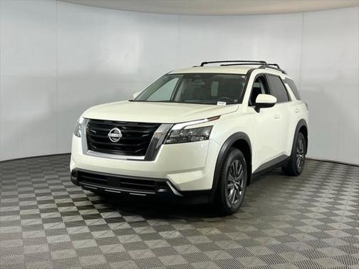 2024 Nissan Pathfinder SV 4WD