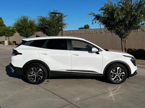2025 Kia Sportage EX