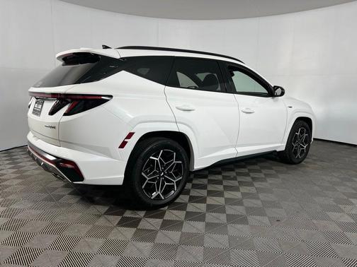 2024 Hyundai TUCSON Hybrid N Line